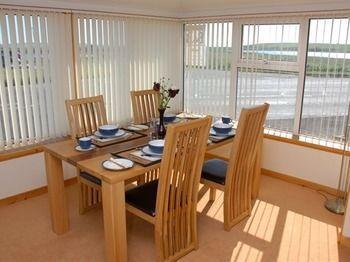 The Inn Guest House Holm  外观 照片