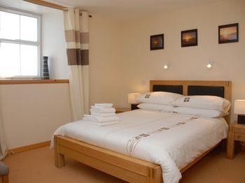 The Inn Guest House Holm  外观 照片